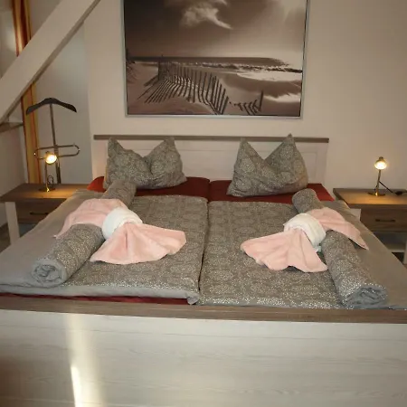 Boddenhus 7 *